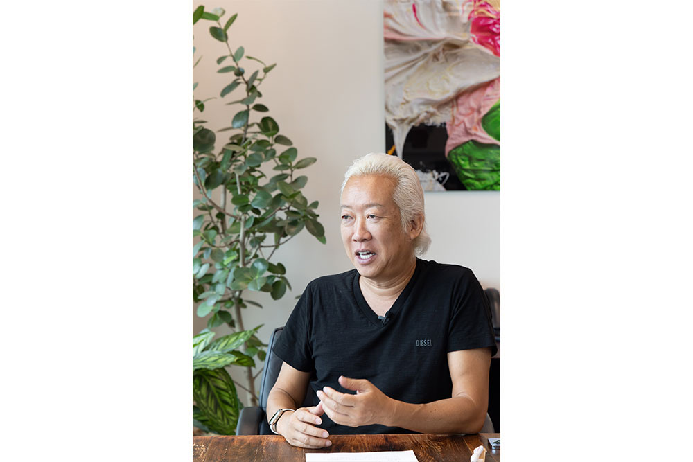 カルト宗教を自力で抜けた男が語る洗脳・国家・「寂しさ」の本質とは(後編)  Talked.jp